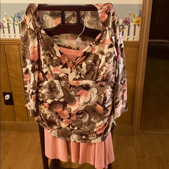 Ladies 2 piece skirt set - Picture 1 of 8